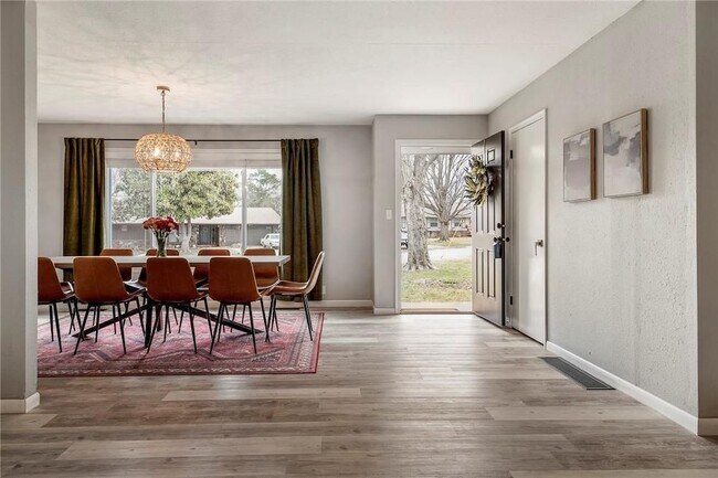 Foto del edificio - 1210 S 10th St