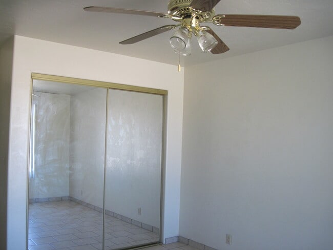 Foto del edificio - 242 S. Biddle/Austin