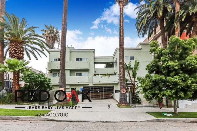 Foto del edificio - Gorgeous and Spacious Top Floor Two Bedroo...