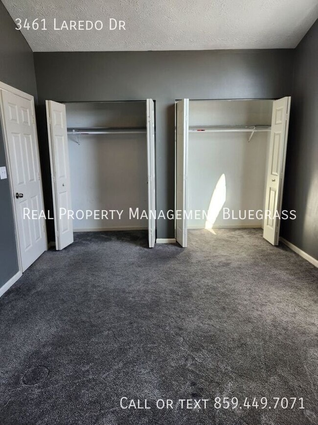 Building Photo - 3461 Laredo Dr
