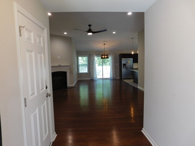 Foto del edificio - 3118 Drew Ave
