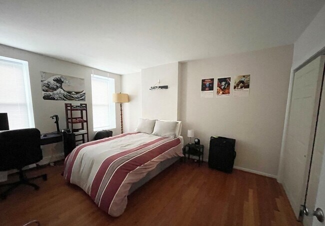 Foto del edificio - 90 Hammond St