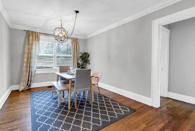 Foto del edificio - 1354 Winburn Dr