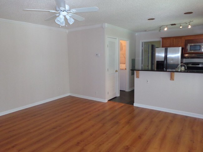 Foto del edificio - 2905 SW Archer Rd