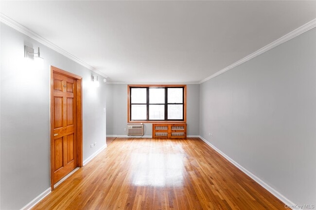 Foto del edificio - 1199 E 53rd St