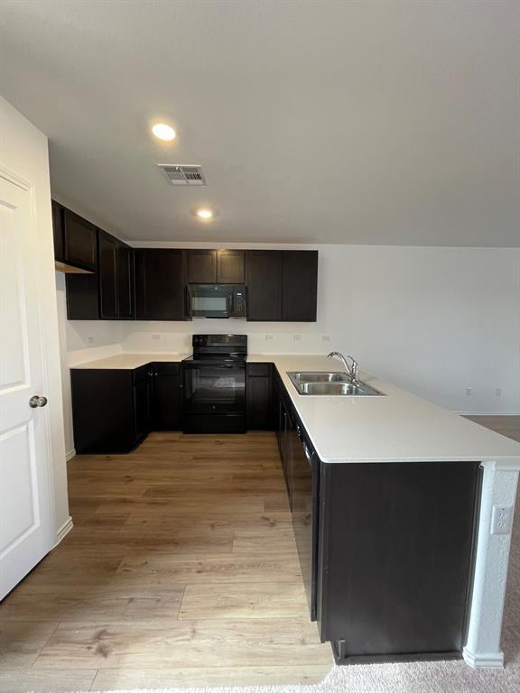 Foto del edificio - 1121 Largemouth Ln