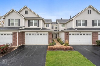 Building Photo - 526 Majestic Ln