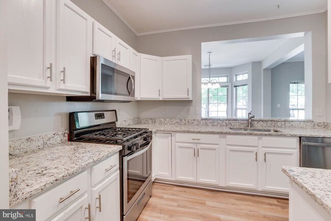 Building Photo - 46394 Monocacy Square