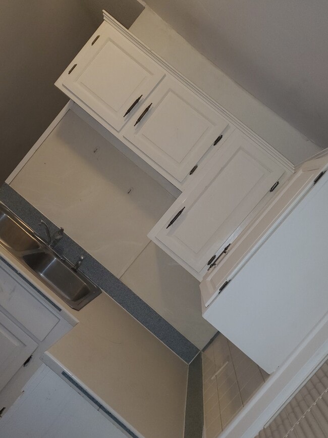 Foto del edificio - 2142-2144 Garfield Drive