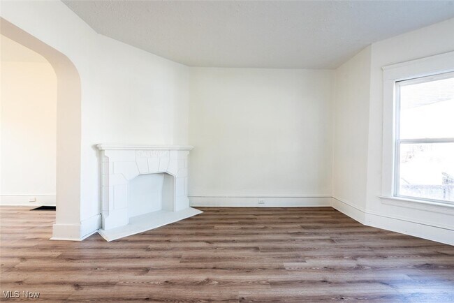 Foto del edificio - 3300 W 98th St
