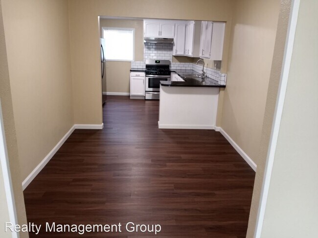 Foto del edificio - 2 br, 2 bath House - 4372 K street