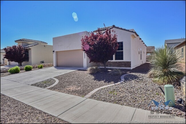 Building Photo - 14664 Sunny Land