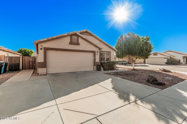 Foto del edificio - 3261 W Melinda Ln