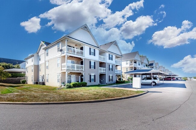 Foto del edificio - Tastefully updated 2-bedroom, 2-bath condo