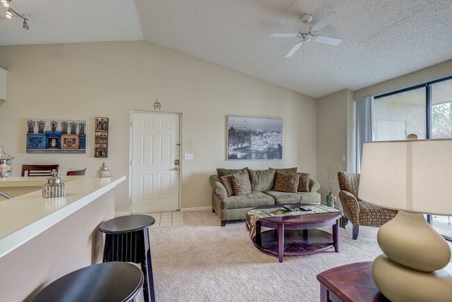 Photo - 13545 Eagle Ridge Dr Apartment