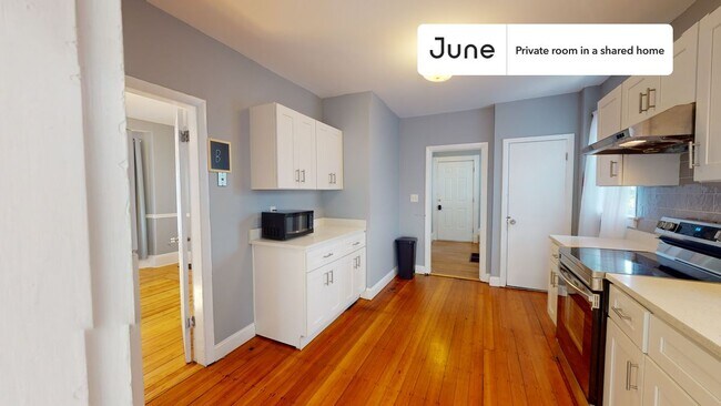 Foto del edificio - Room in Shared 7 bed/2 bath home in Allston