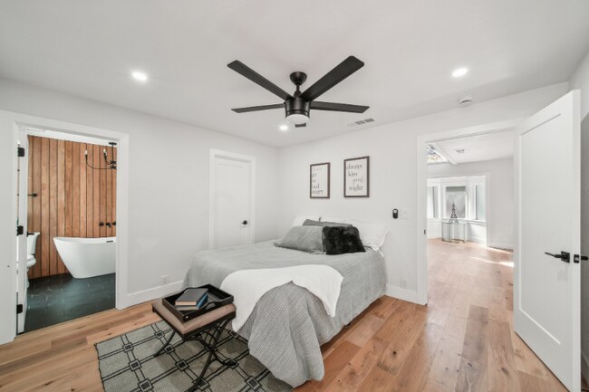 Foto del edificio - 610 Nestora Ave