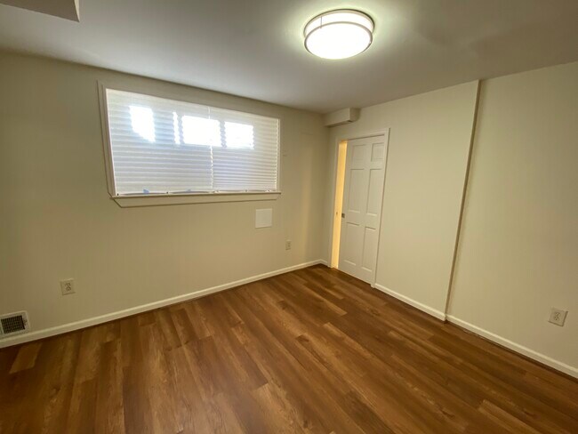 Lee Terrace Apartments