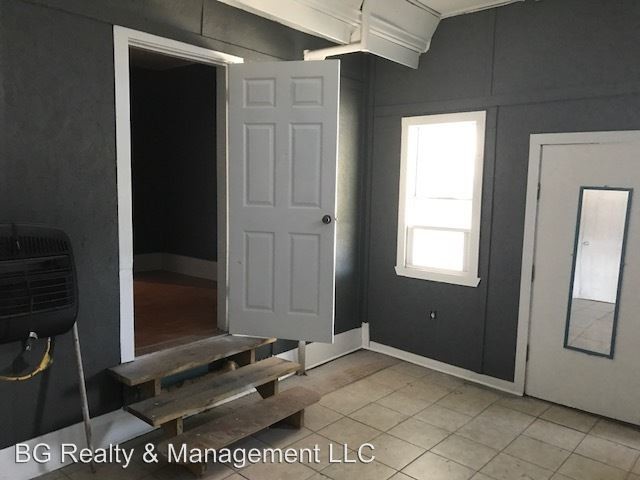 Building Photo - 4 br, 2 bath House - 724 French Street