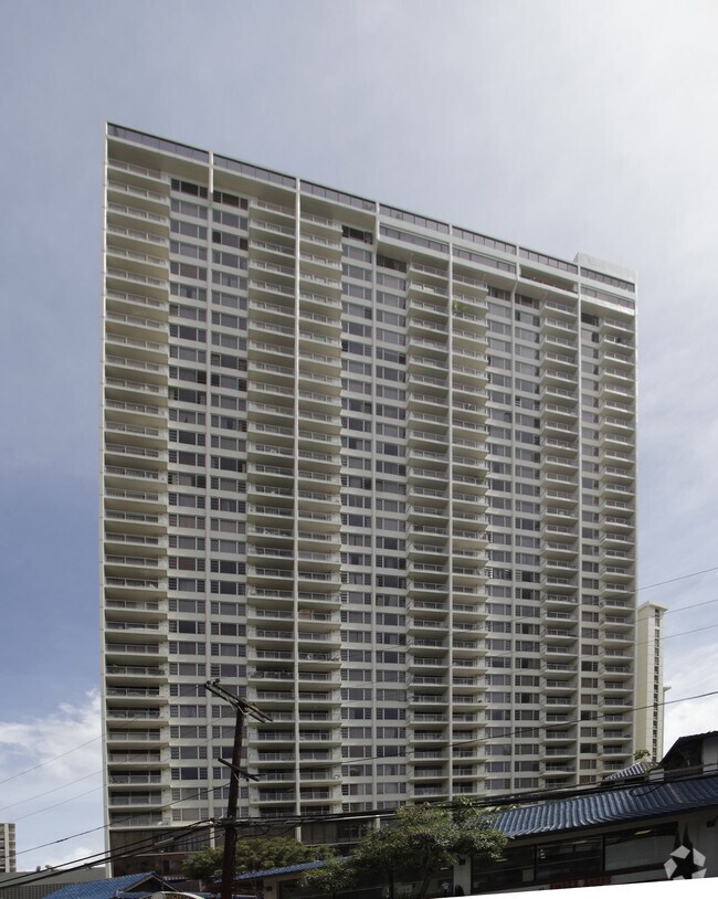 Villa on Eaton Square Rentals Honolulu, HI