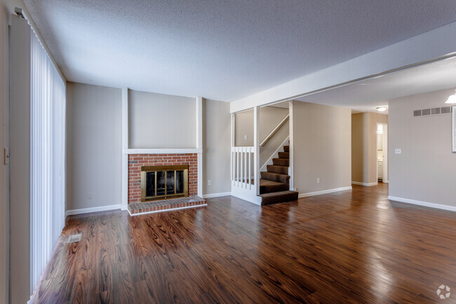 Hardwood Flooring - Nieman Park Townhouse Duplexes