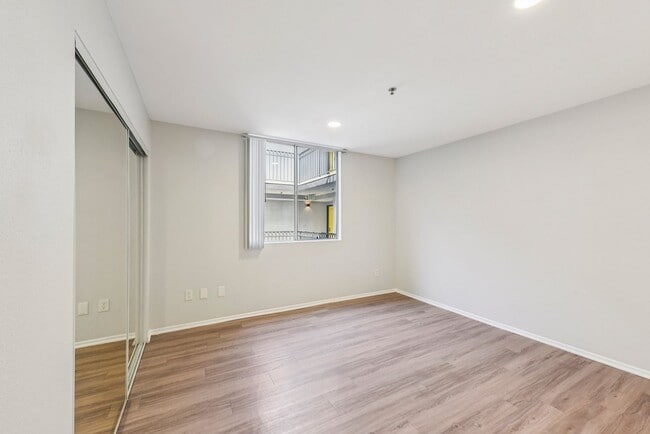 Interior Photo - 310 South Virgil Ave