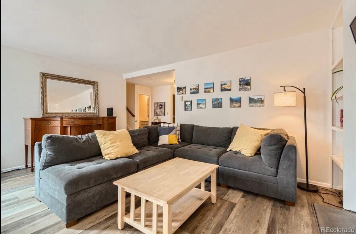 Living Room - 2477 S Victor St