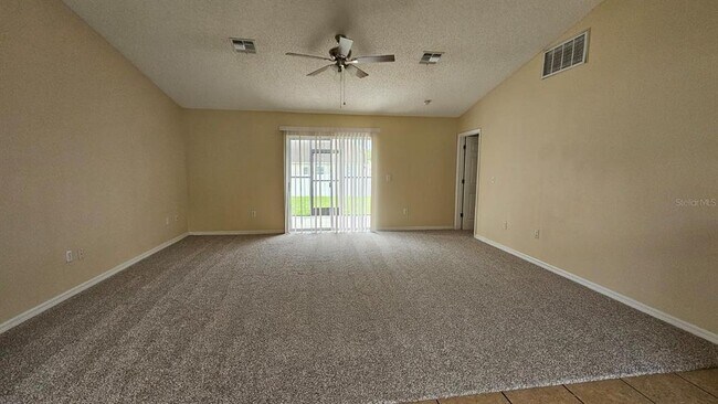 Foto del edificio - 10368 Lansfield St