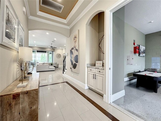 Building Photo - 760 Golden Bear Dr