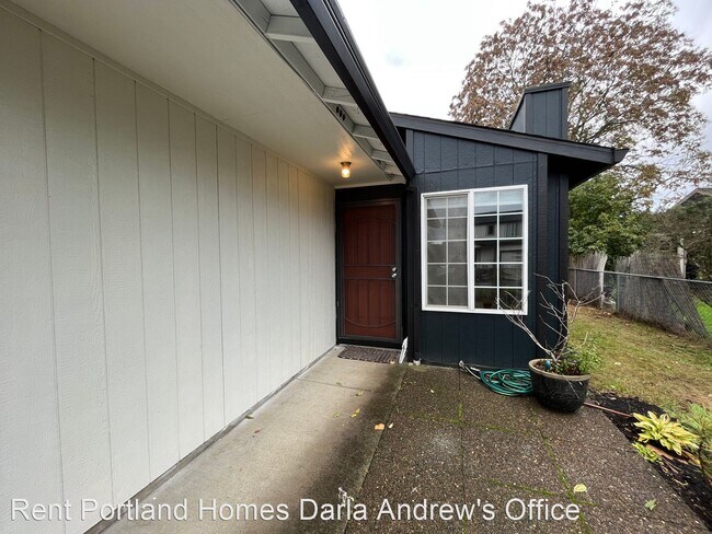 Building Photo - 3 br, 2 bath House - 8447 SE 65th Ave.