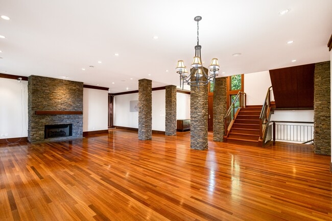 Building Photo - 3524 Mathers Ave