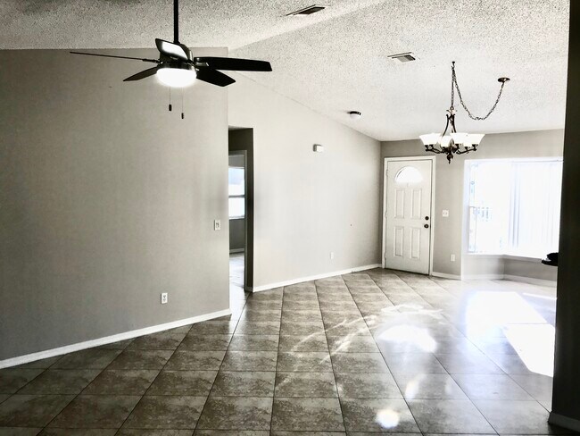 Building Photo - 1633 Martinsville Court