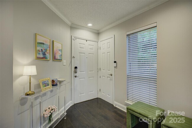 Foto del edificio - 2506 Cranbrook Ln