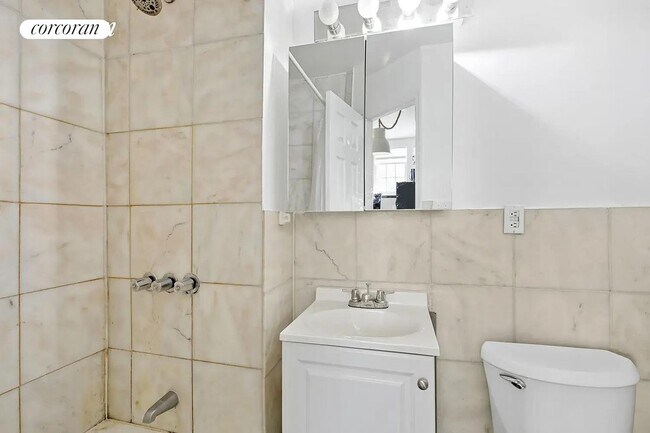 Foto del edificio - 514 Hudson St