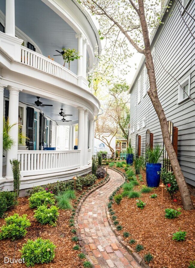 Foto del edificio - 8 br, 8 bath House - 184 Ashley Avenue