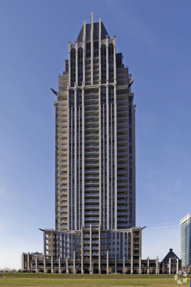 Building Photo - One Park Tower