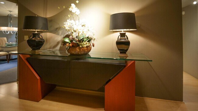 Foto del edificio - 900 Island Dr