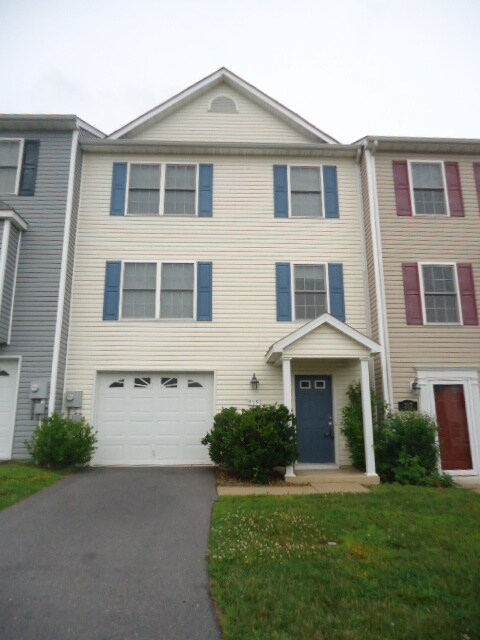 Primary Photo - 115 Seabreeze Ln