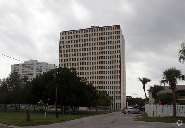 Building Photo - Lutheran Residences of South Pasadena