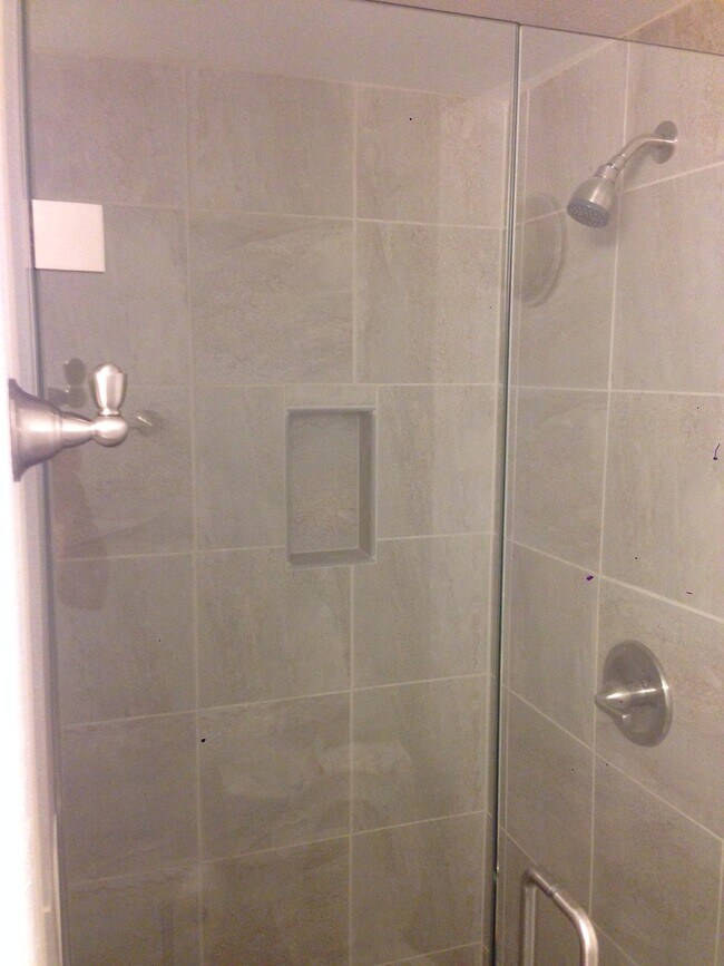 Bathroom 2 shower - 65 N Clarkson St