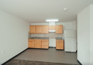 Building Photo - 506 N 52nd St