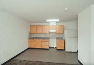 Building Photo - 506 N 52nd St