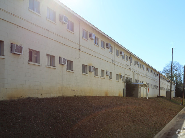 Building Photo - University Apartments