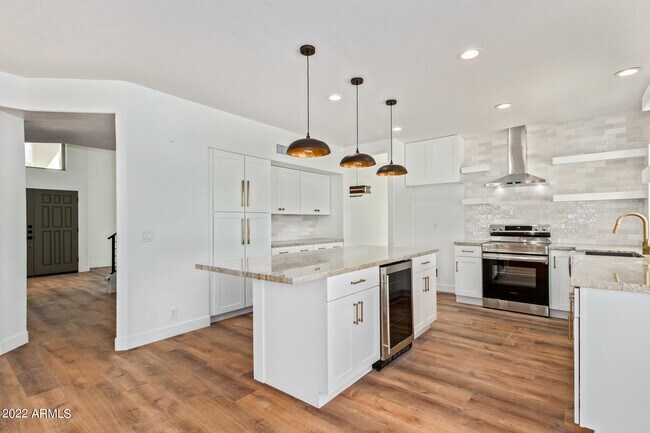 Foto del edificio - 16414 N 48th Way