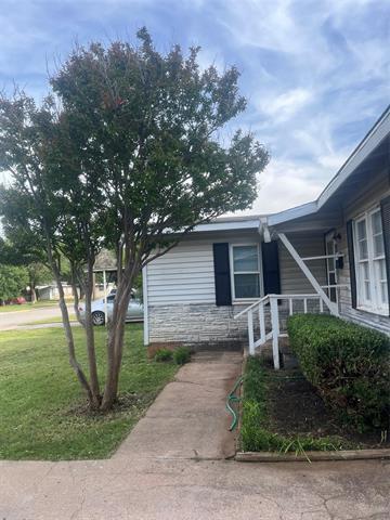 Building Photo - 1326 S Bowie Dr