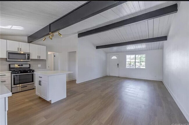 Foto del edificio - 45508 Genoa Ave