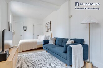 Building Photo - 138 E 38th St