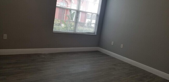 Foto del edificio - 9058 Lake Chase Island Way