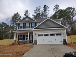 Building Photo - 560 Hampstead Pl