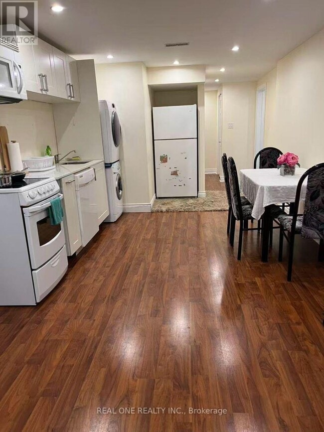 Building Photo - 58 Sewell Dr